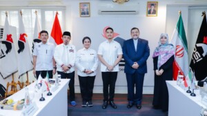 Kaesang Silaturahmi dengan Dubes Iran